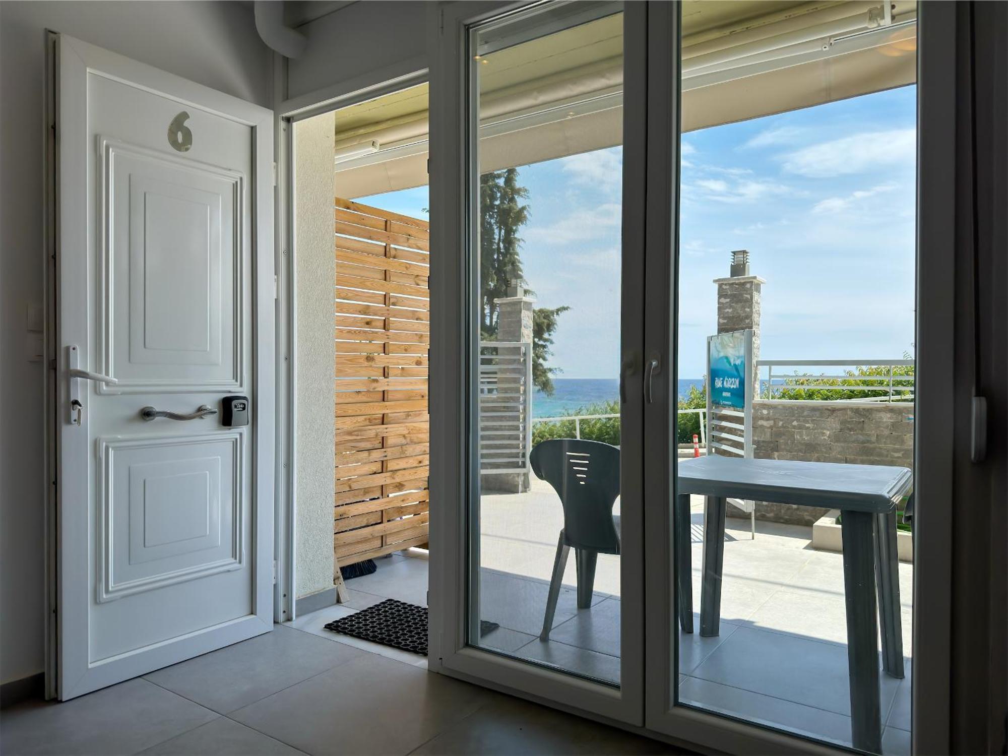 Blue Horizon 6 Apartment Nea Kallikrateia Екстериор снимка