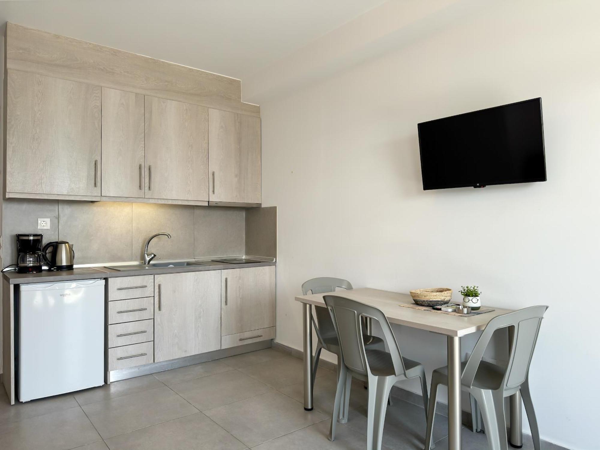 Blue Horizon 6 Apartment Nea Kallikrateia Екстериор снимка