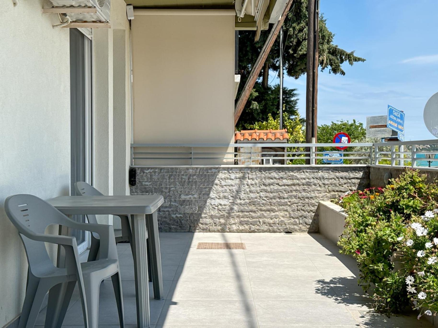 Blue Horizon 6 Apartment Nea Kallikrateia Екстериор снимка
