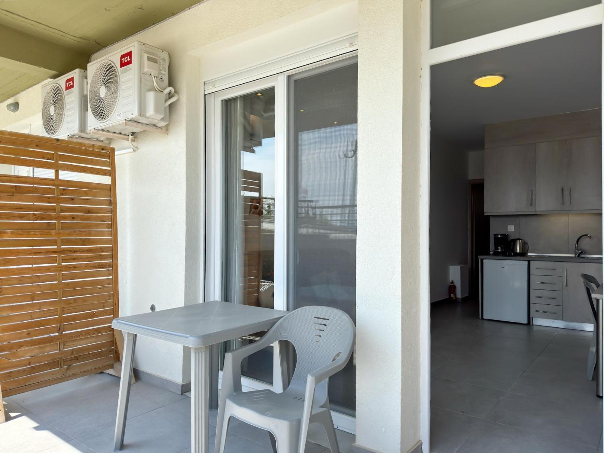 Blue Horizon 6 Apartment Nea Kallikrateia Екстериор снимка